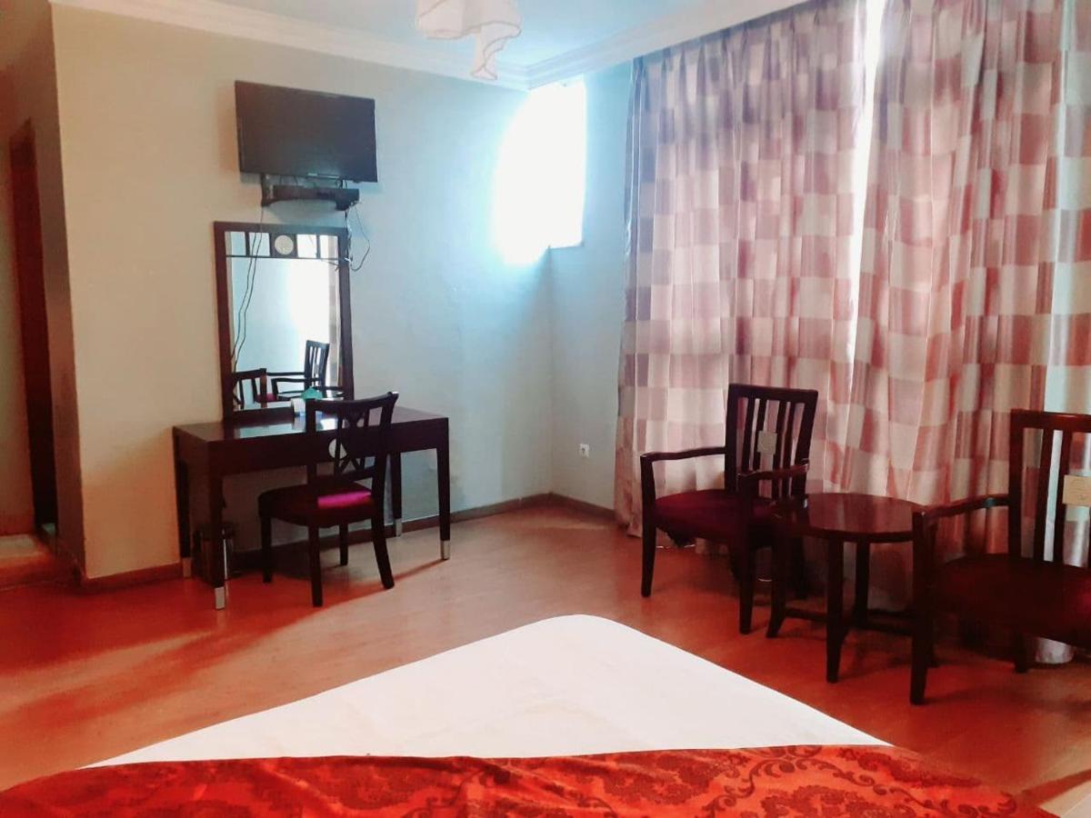 Amenities Hotel Addis Ababa Bagian luar foto