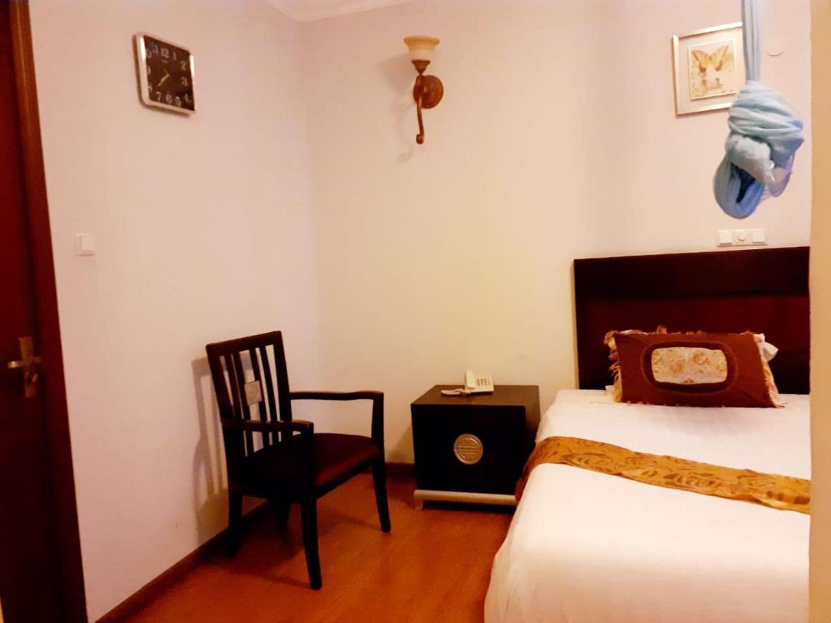 Amenities Hotel Addis Ababa Bagian luar foto